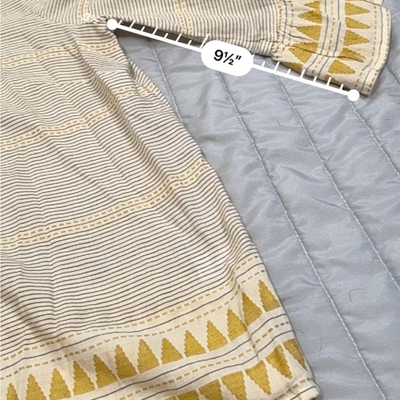 Jill Top Womens medium Yellow Stripe Aztec 1/2 sleeve - Picture 5 of 9